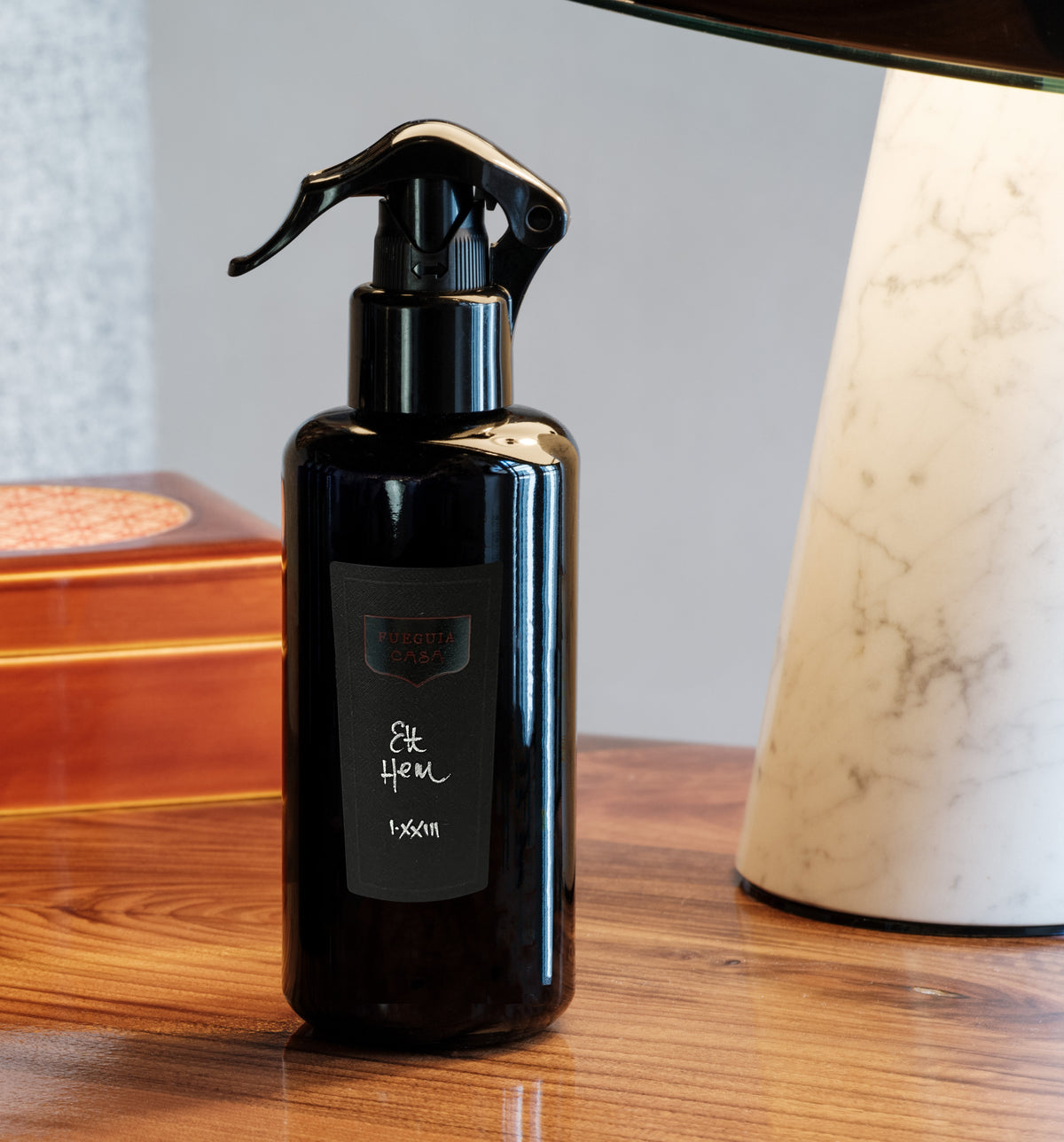 衝撃特価 フエギア エムシェイレブ フエギア Perfume de - Ambiente 香水